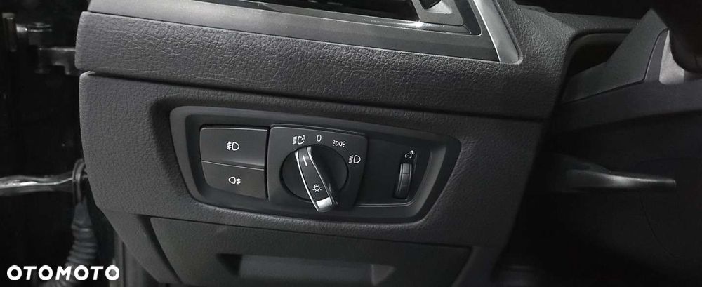 BMW Seria 2 218i GPF Sport Line - 28