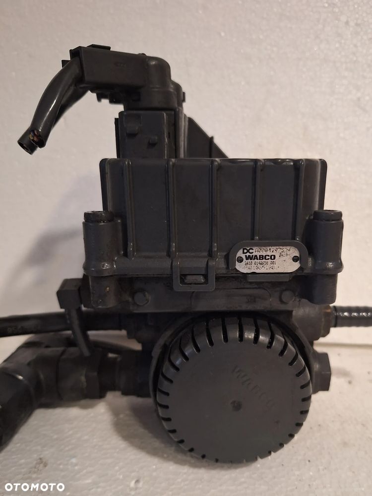 MERCEDES ACTROS MP4 ANTOS AROCS ATEGO  ZAWÓR MODULATOR EBS  A0004297524 - 3