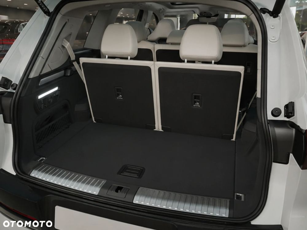 Audi Q9 ver-tdi-mhev-170-kw-quattro-s-line-tiptr - 6
