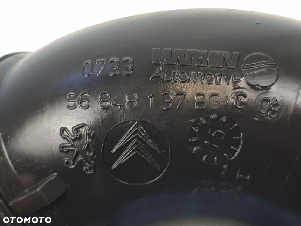 Przewód Wąż Rura Powietrza Citroen C3 C4 Cactus 1.2 Turbo 9684813780 - 5