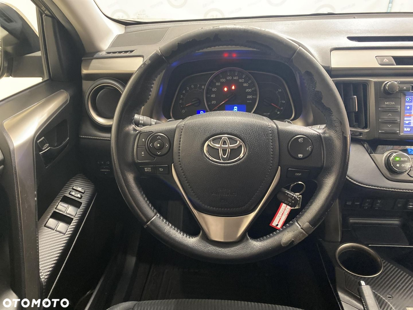 Toyota RAV4 - 12