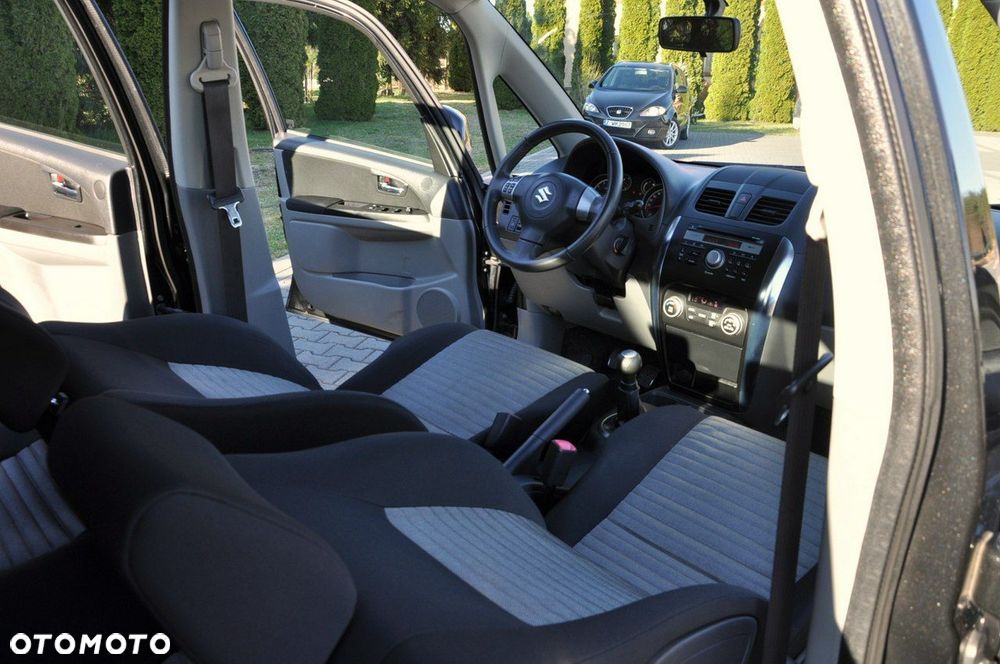 Suzuki SX4 - 24