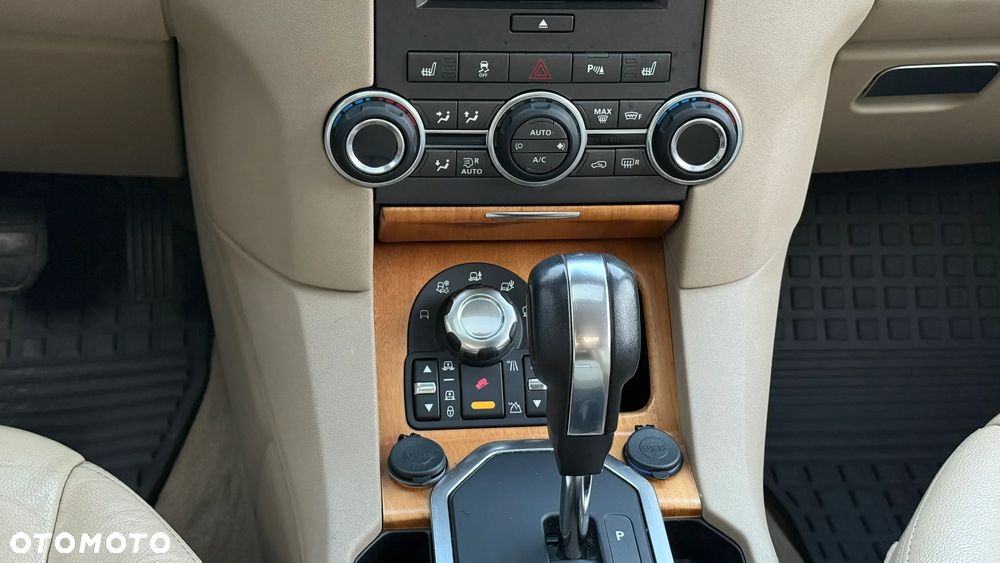 Land Rover Discovery 5.0 V8 HSE - 9