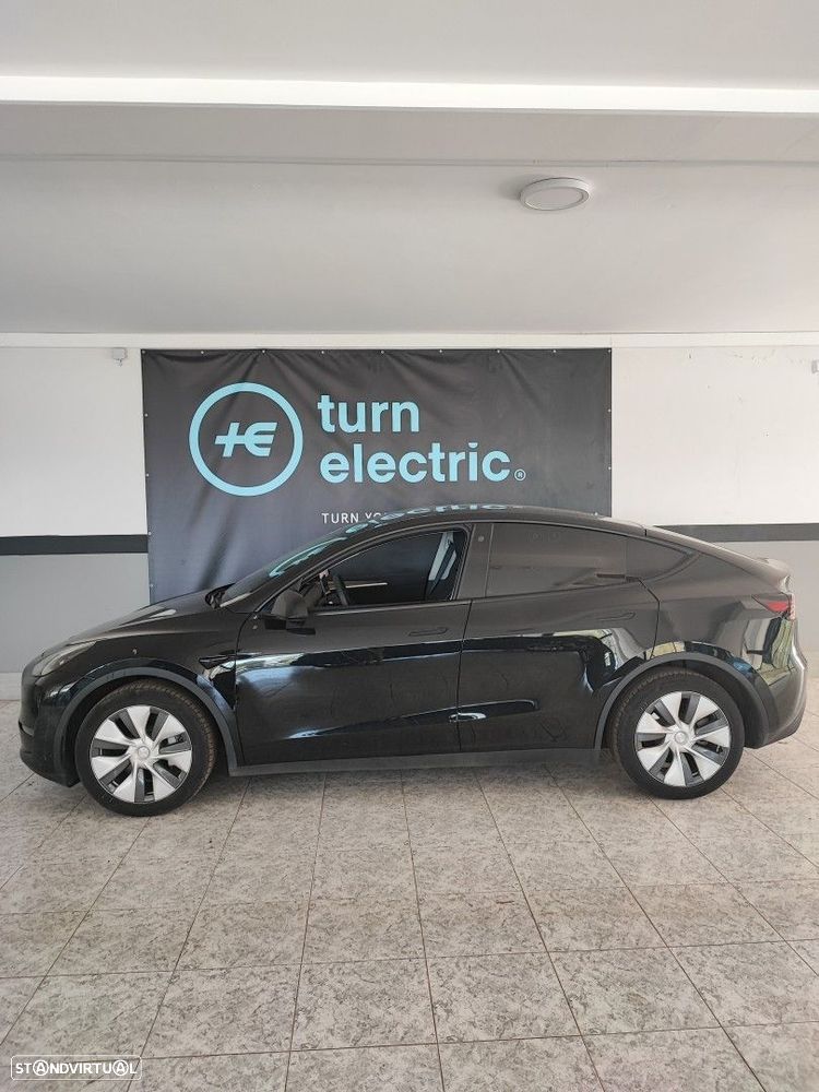 Tesla Model Y Long Range Dual Motor AWD - 1