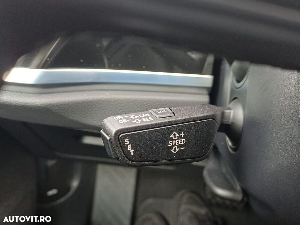 Audi Q3 2.0 40 TFSI S tronic quattro - 17