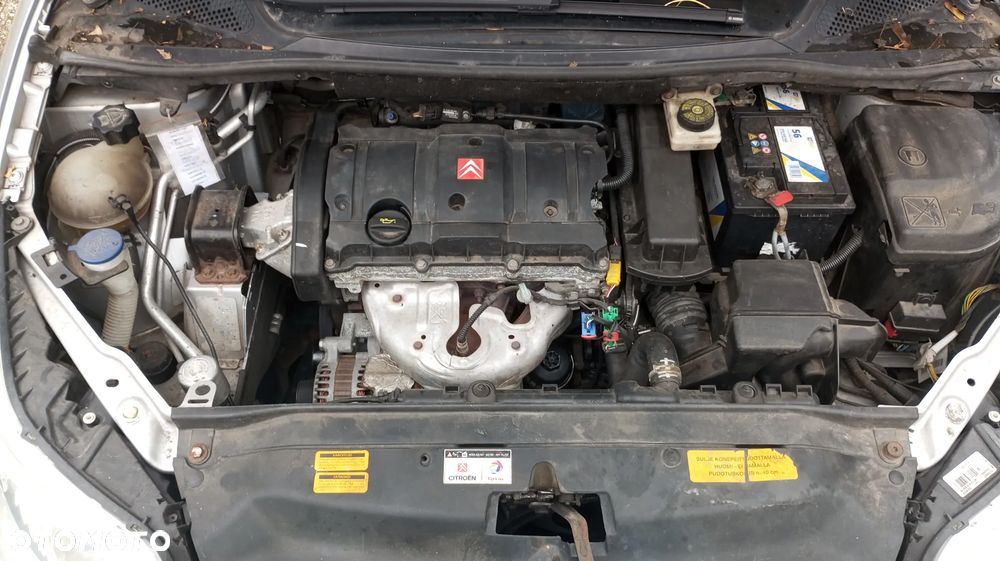 Citroen C4 2004 photo 5