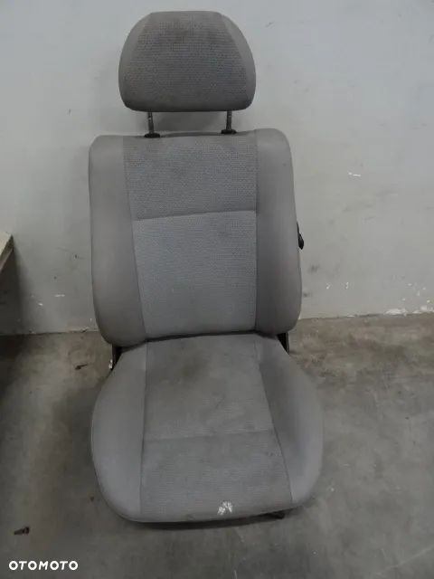 FOTEL LEWY PRZÓD SEAT INCA NR523 - 1