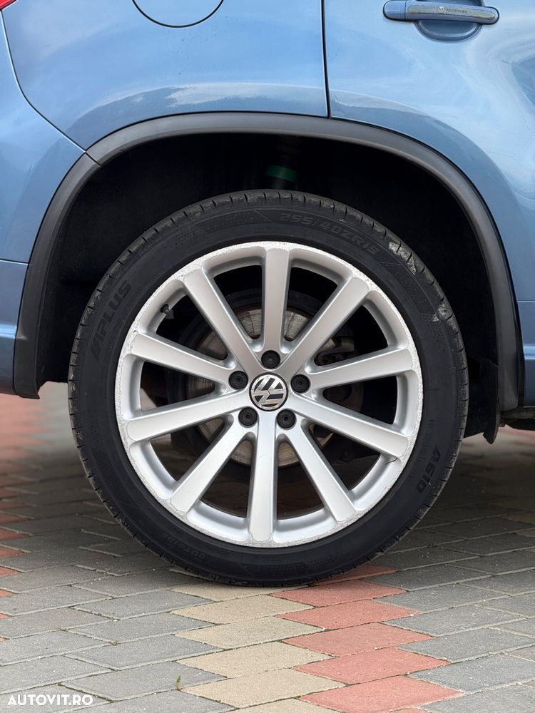 Volkswagen Tiguan 2.0 TDI DPF BlueMotion Technology Exclusive - 22
