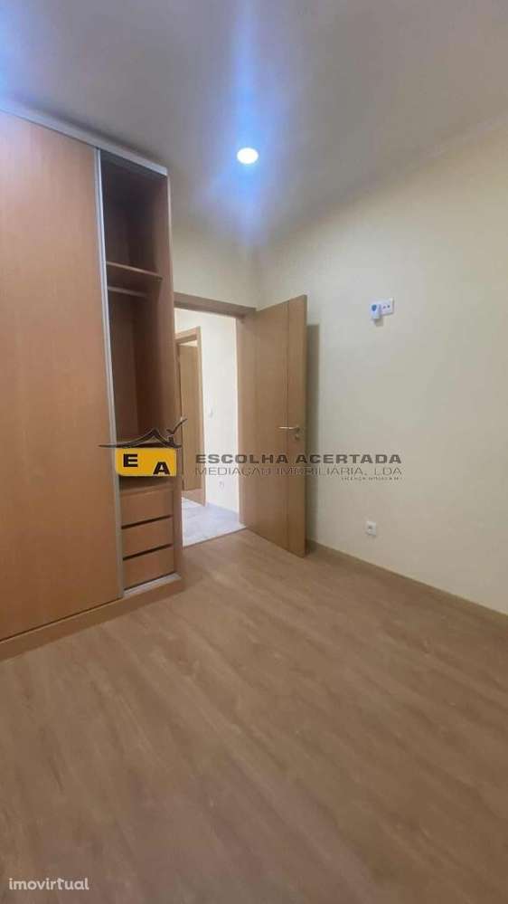 Moradia T3 + Anexo - Renovada em São Roque da Lameira - Grande imagem: 4/28