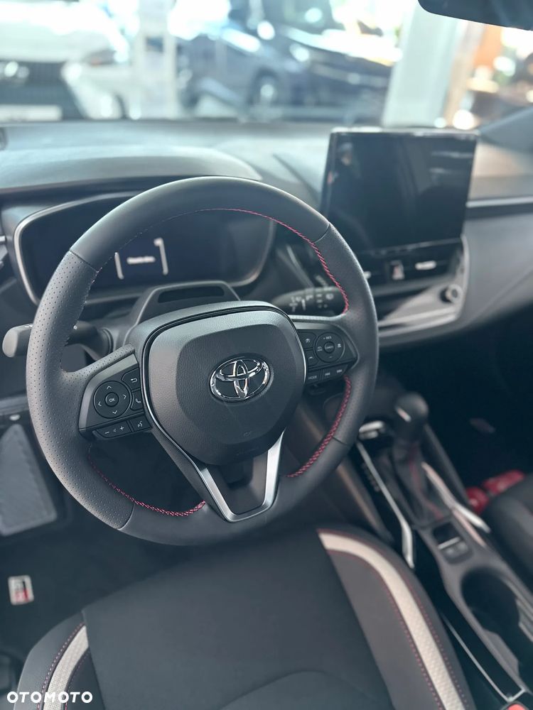 Toyota Corolla 1.8 Hybrid GR Sport - 6