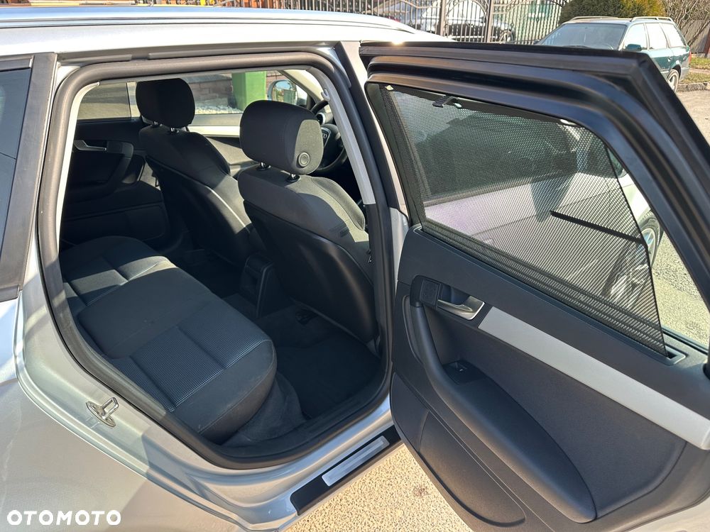 Audi A3 Sportback 1.6 TDI DPF S line Sportpaket - 15