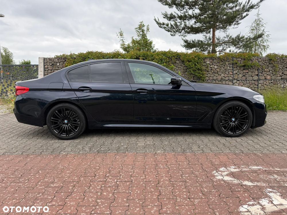BMW Seria 5 520d xDrive M Sport sport - 11