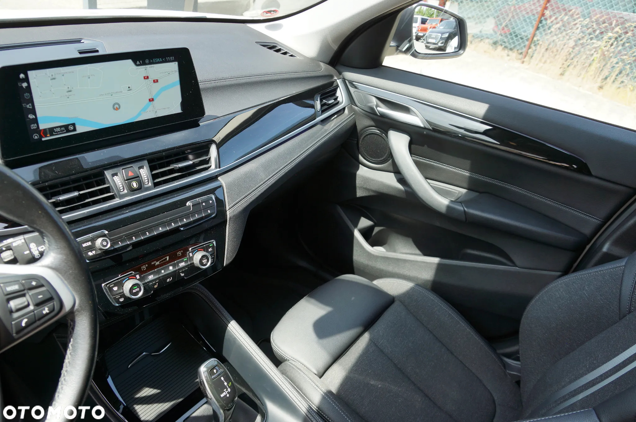 BMW X1 xDrive20d Sport Line - 23