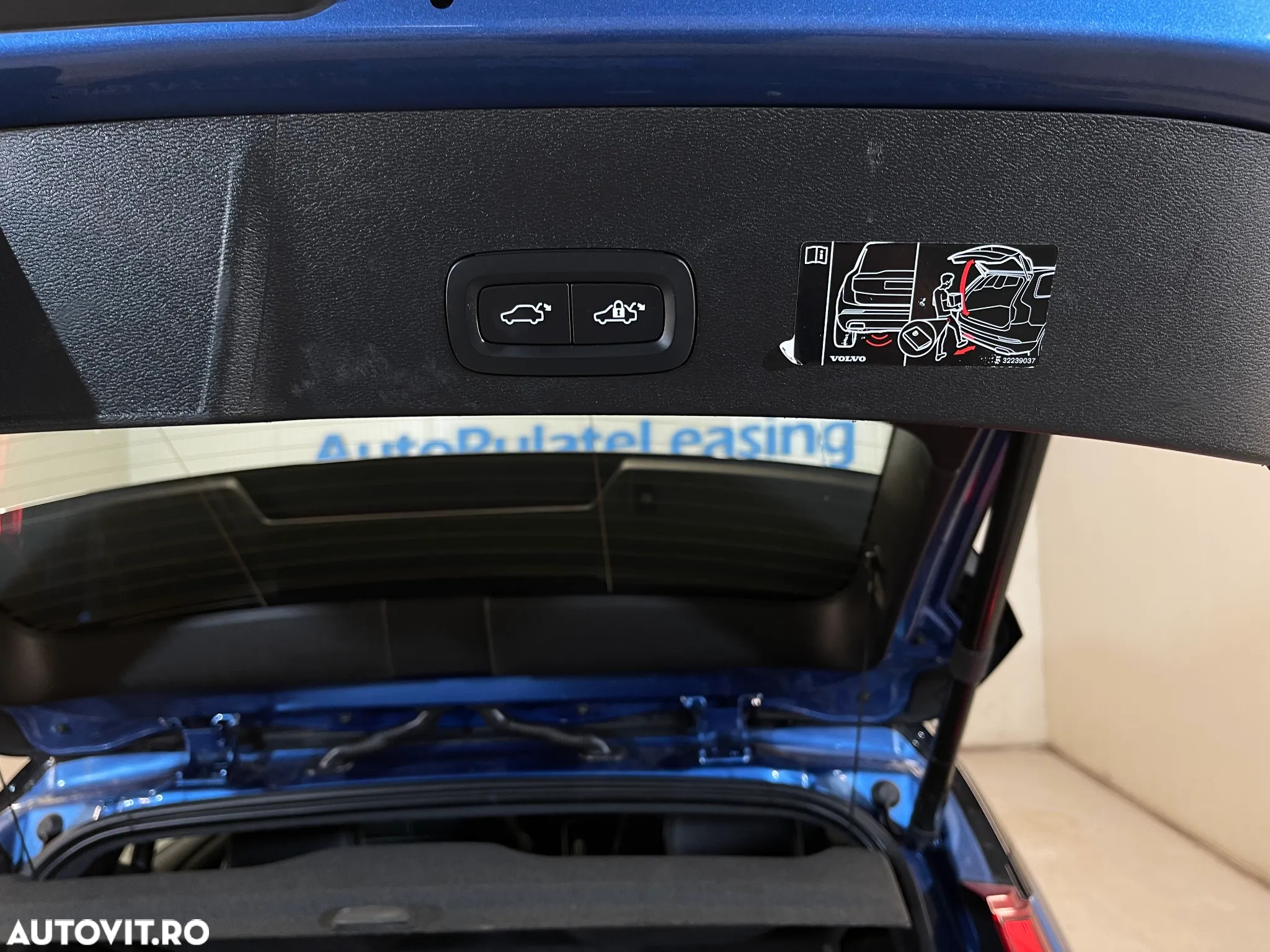 Volvo XC 40 T4 Recharge DKG RDesign - 22
