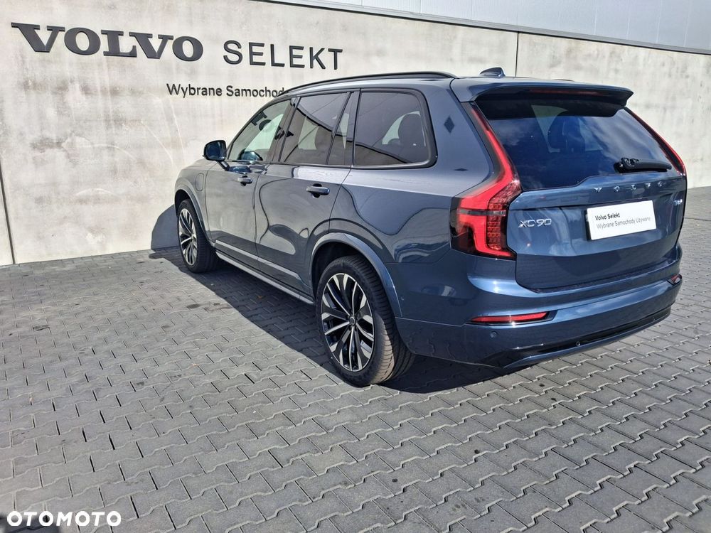 Volvo XC 90 - 8