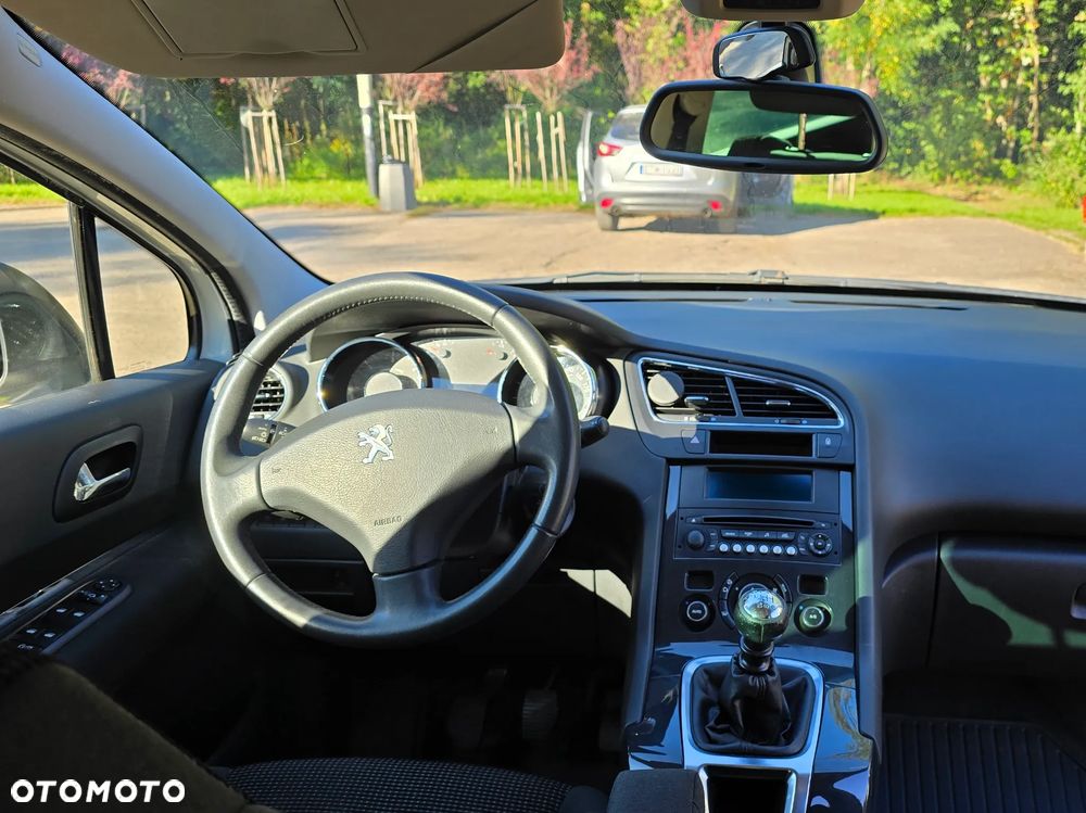 Peugeot 5008 2.0 HDi Active 7os - 9