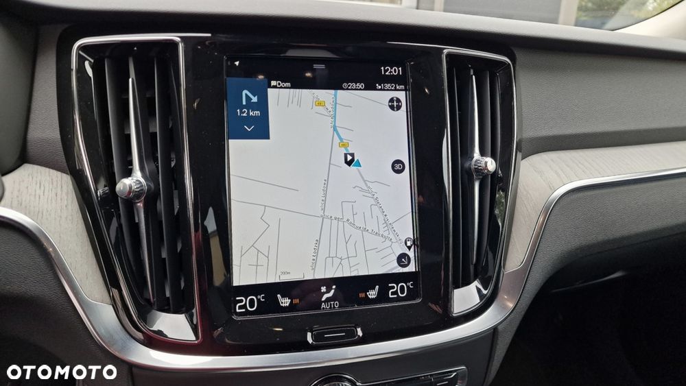 Volvo V60 Cross Country D4 AWD Geartronic - 29
