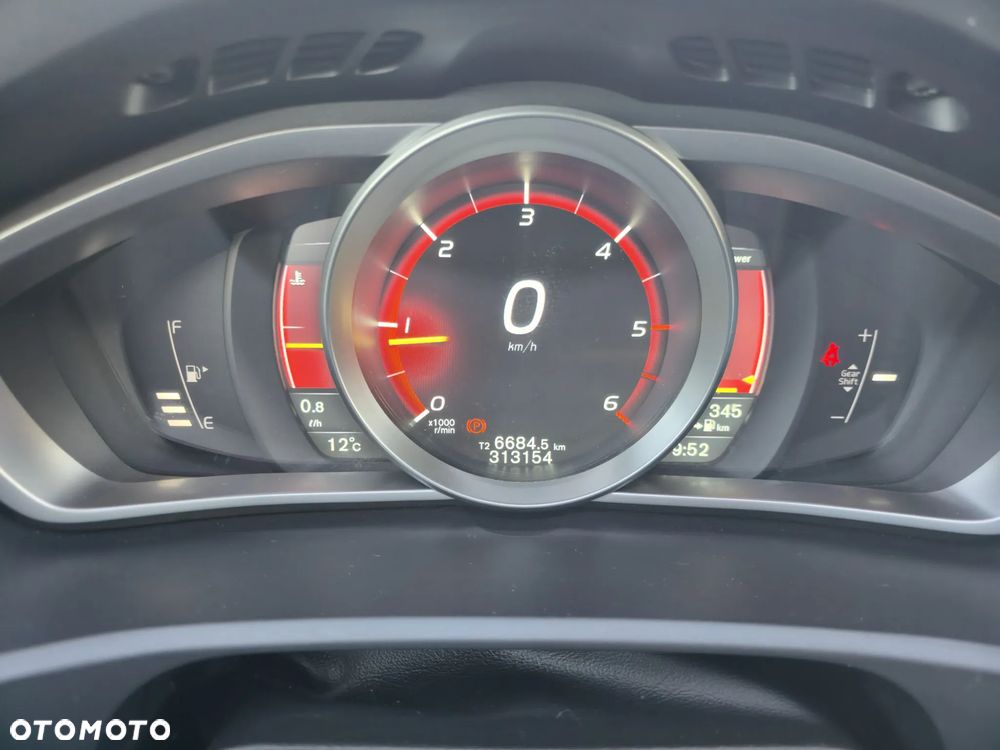 Volvo V40 D4 RDesign - 22