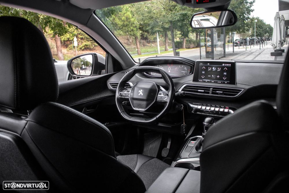 Peugeot 5008 1.5 BlueHDi Allure - 32