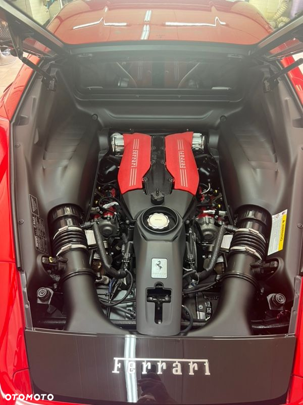 Ferrari 488 - 16