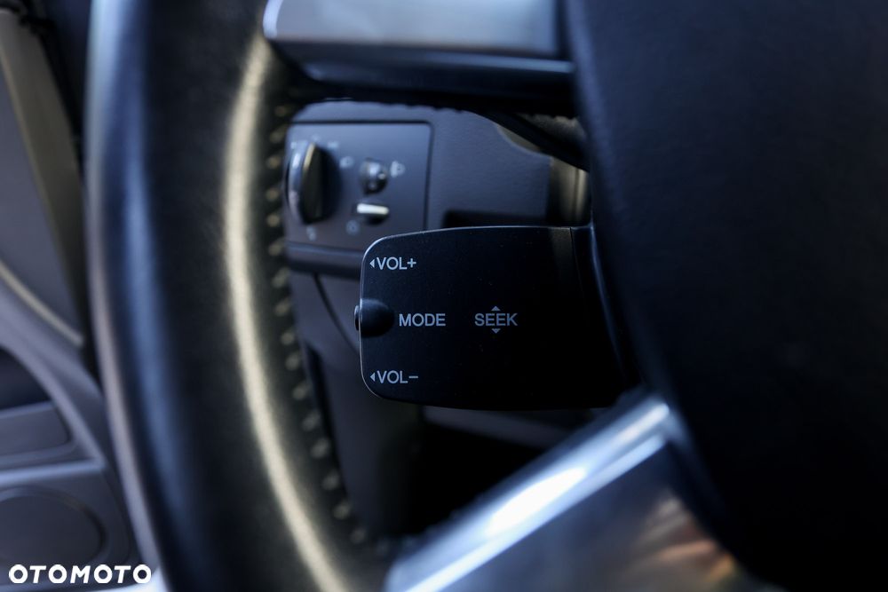 Ford Kuga 2.0 TDCi 2x4 Trend - 24