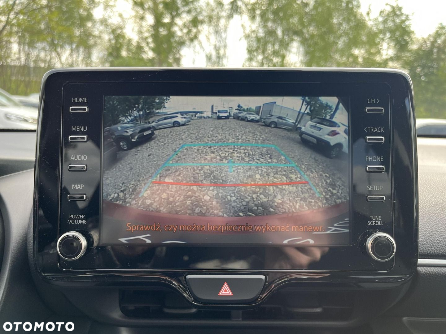 Toyota Yaris Hybrid 1.5 Style - 18