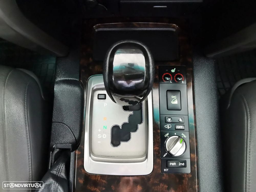 Toyota Land Cruiser 4.5 D-4D V8 - 8