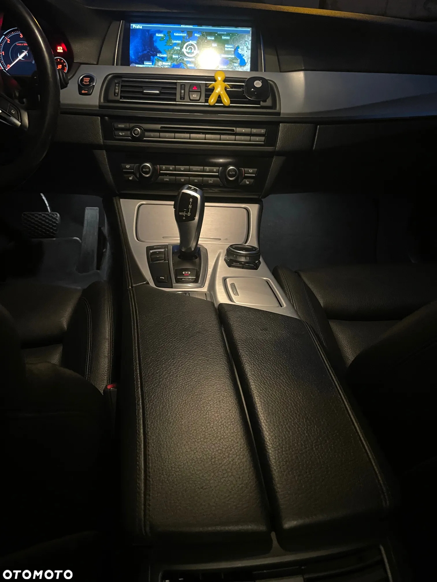 BMW Seria 5 520d Touring - 7