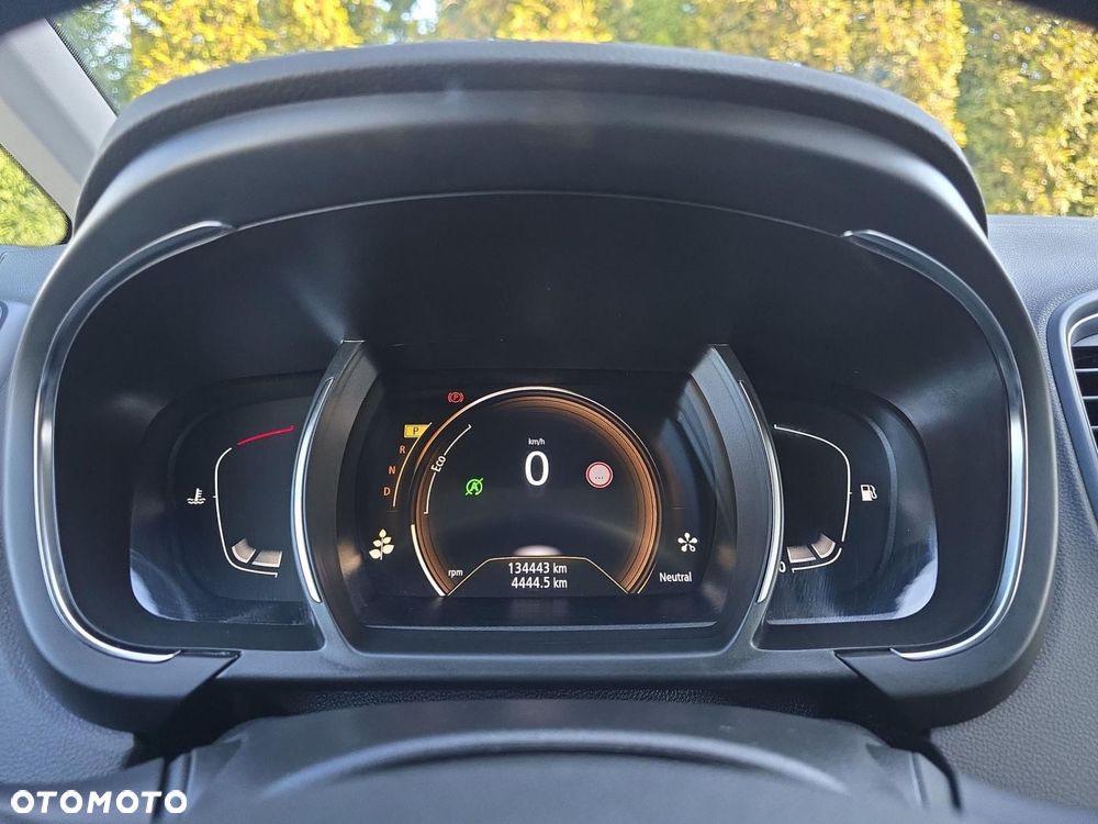Renault Scenic - 15