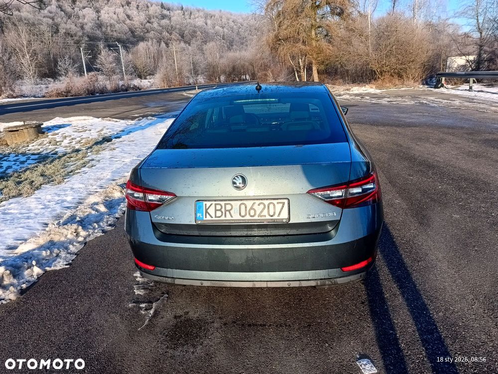 Skoda Superb 2.0 TDI Style DSG7 - 9