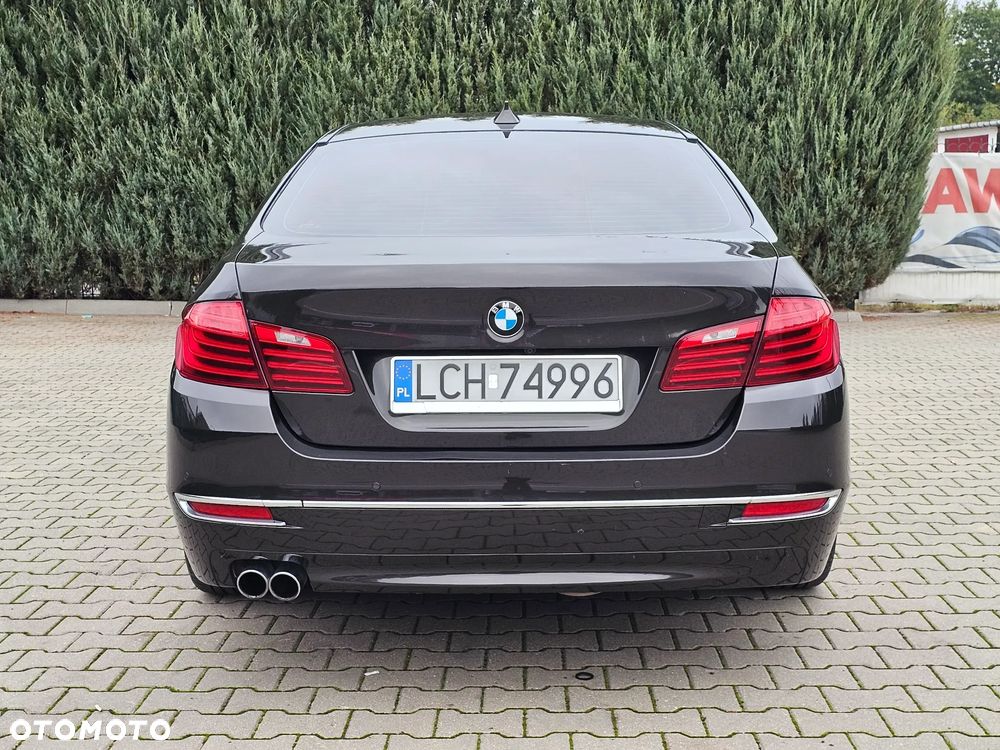 BMW Seria 5 525d Luxury Line - 15
