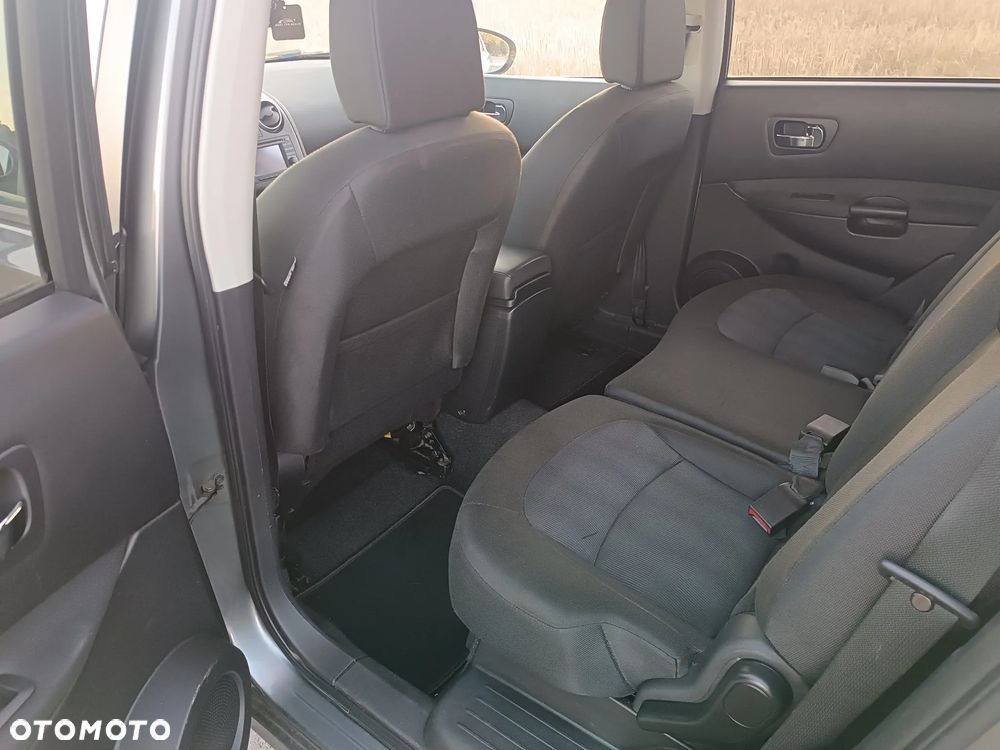 Nissan Qashqai+2 - 8