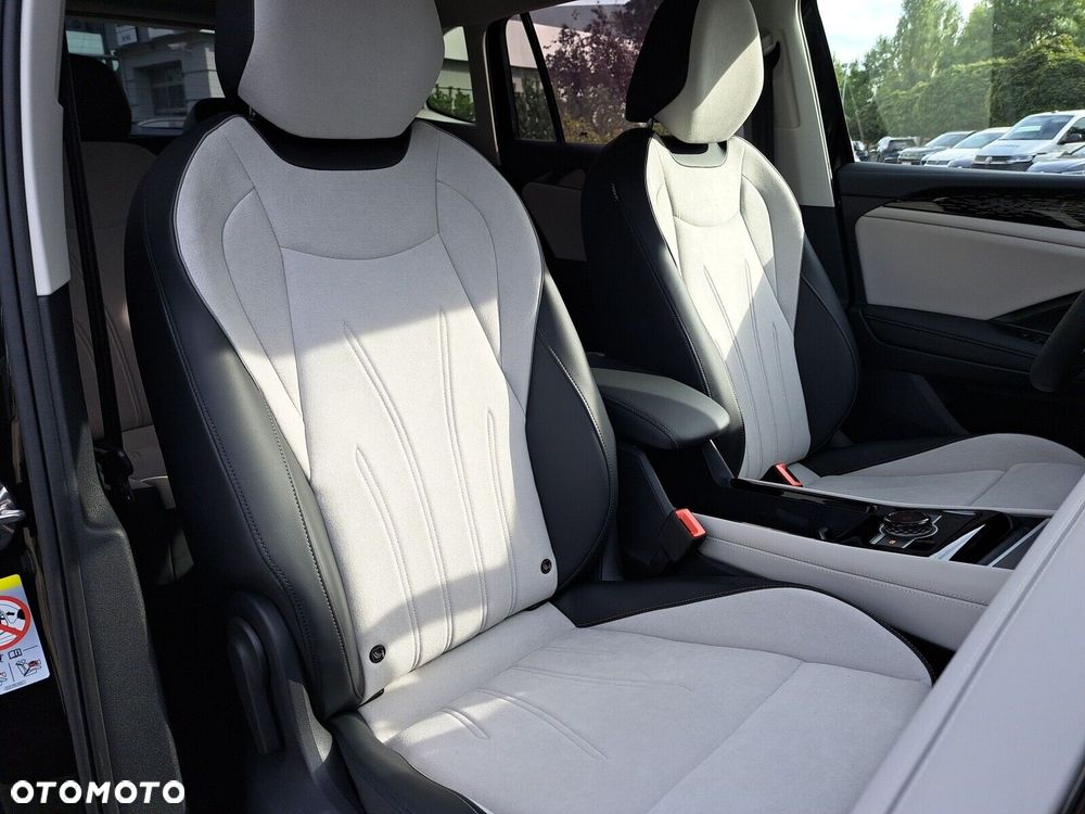 Volkswagen Tiguan - 31