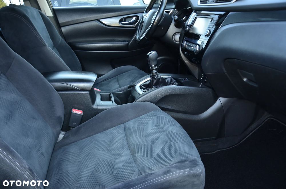 Nissan X-Trail 1.6 DCi N-Vision - 23