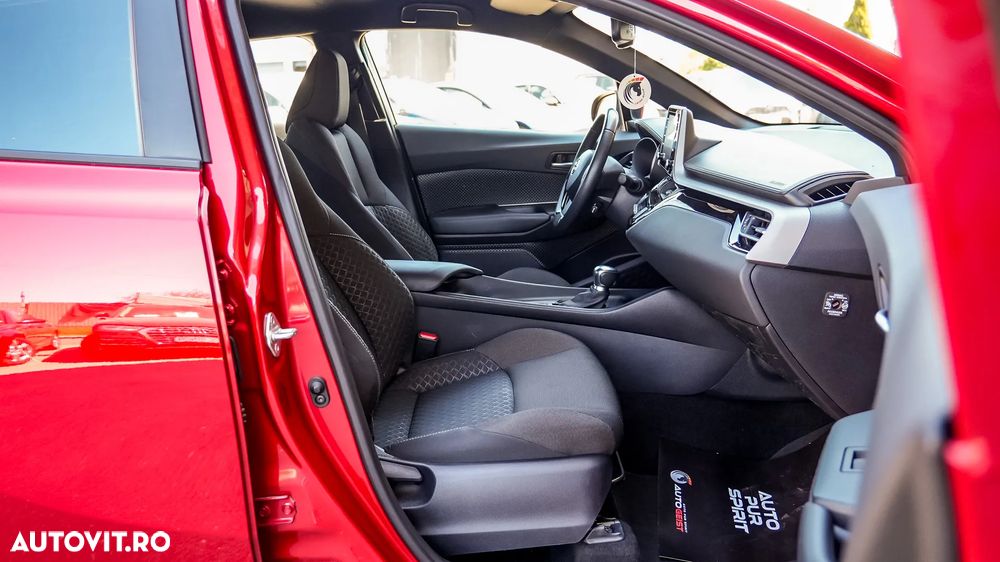 Toyota C-HR Business-Edition - 27