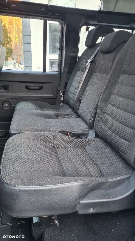 Land Rover Defender 110 2.4 TD4 E - 29