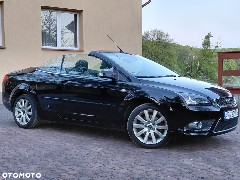 Ford Focus 2.0 16V Titanium - 22