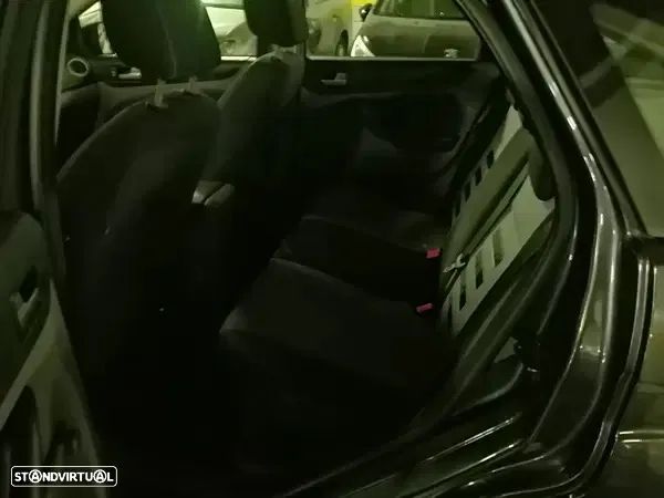 Ford Focus 1.4 16V Trend - 4