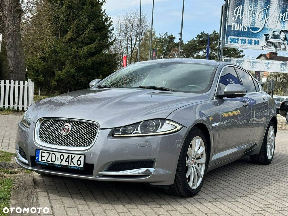 Jaguar XF 2.2 D Luxury - 3