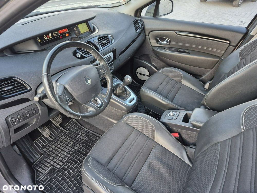 Renault Scenic - 12