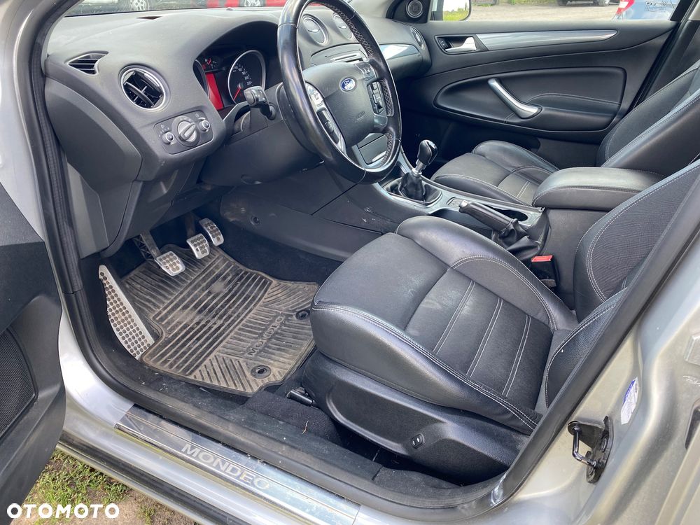 Ford Mondeo 1.6 Eco Boost Trend - 26