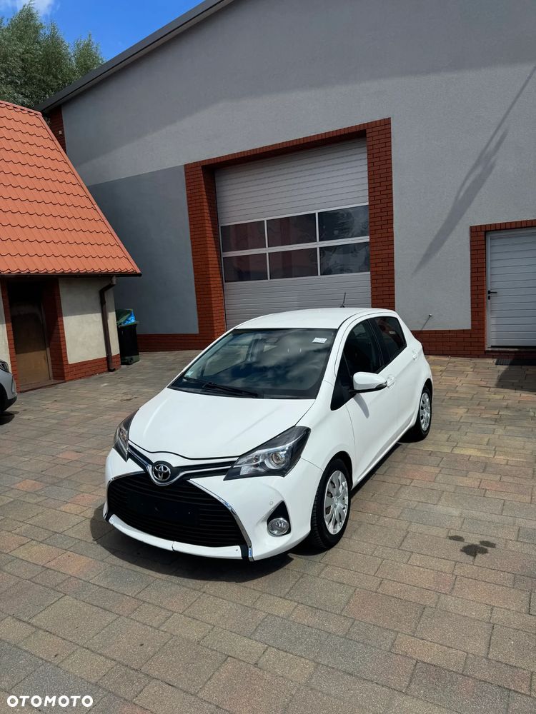 Toyota Yaris 1.4 D-4D Lounge - 3