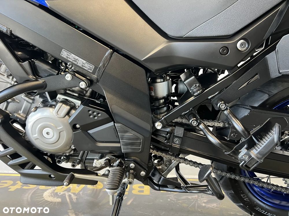 Suzuki V-STROM - 17