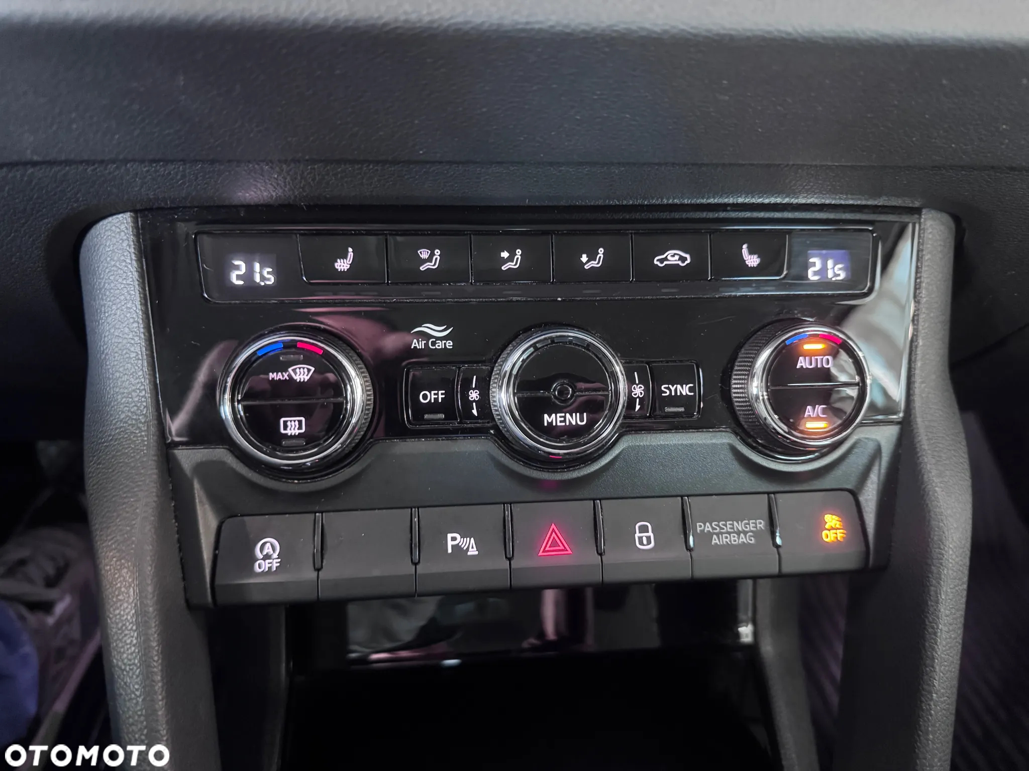 Skoda Karoq 1.5 TSI ACT GPF 4x2 Ambition DSG - 17