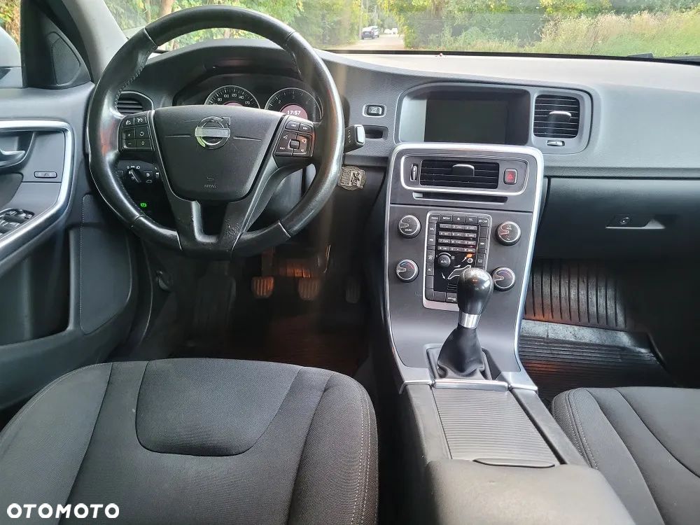 Volvo S60 DRIVe Kinetic - 11
