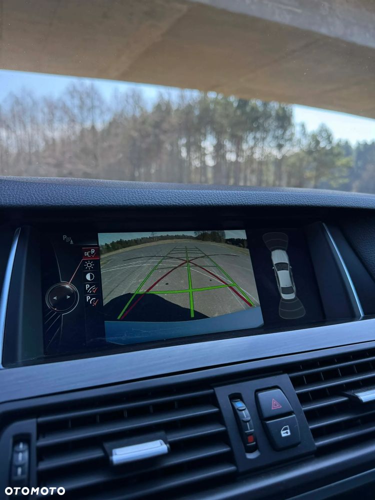 BMW Seria 5 535i xDrive Sport-Aut - 19