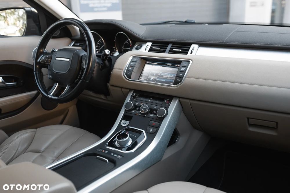 Land Rover Range Rover Evoque - 21
