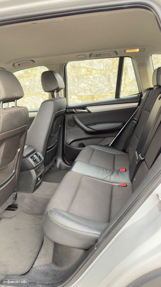 BMW X3 18 d xDrive - 9
