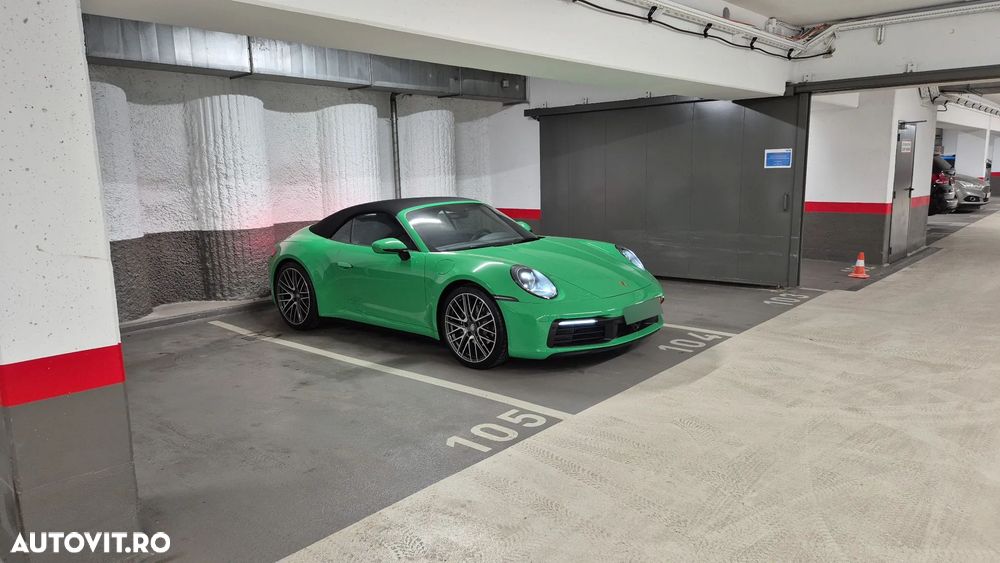 PORSCHE 911 2023 — imagine 3