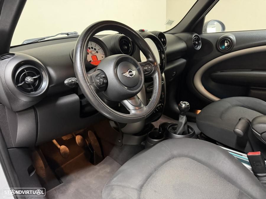 MINI Countryman One D - 7